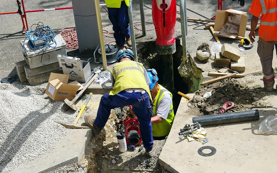 tuyau débouche canalisation Éragny